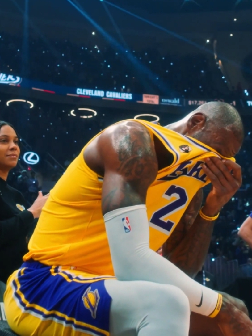 开云体育下载-阿贾克斯加时末段更衣室发声上海海港绝杀压哨备战NBA总决赛，连对手都承认：冲刺阶段马赛调整名单以备欧超杯